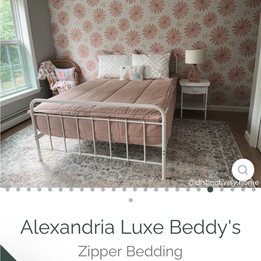 Beddy’s Alexandria Luxe TWIN Pink Bedding (1 Comforter + 1 Sham + 1 Pillowcase)